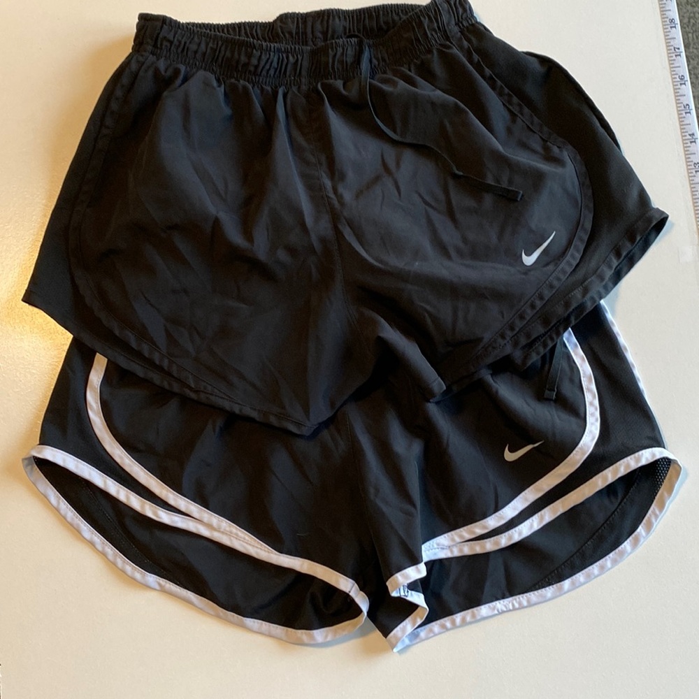 2 Pairs of Nike shorts